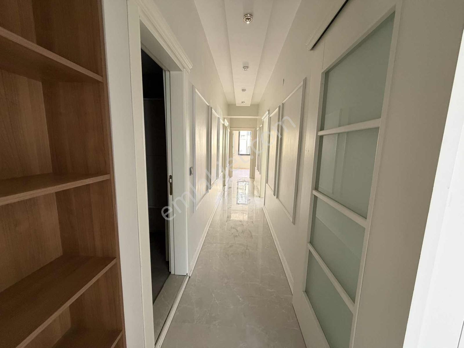 Serdivan Kiralık Daire 5+1 Meşale Evler Site İçi Lüks Daire - Görsel 2