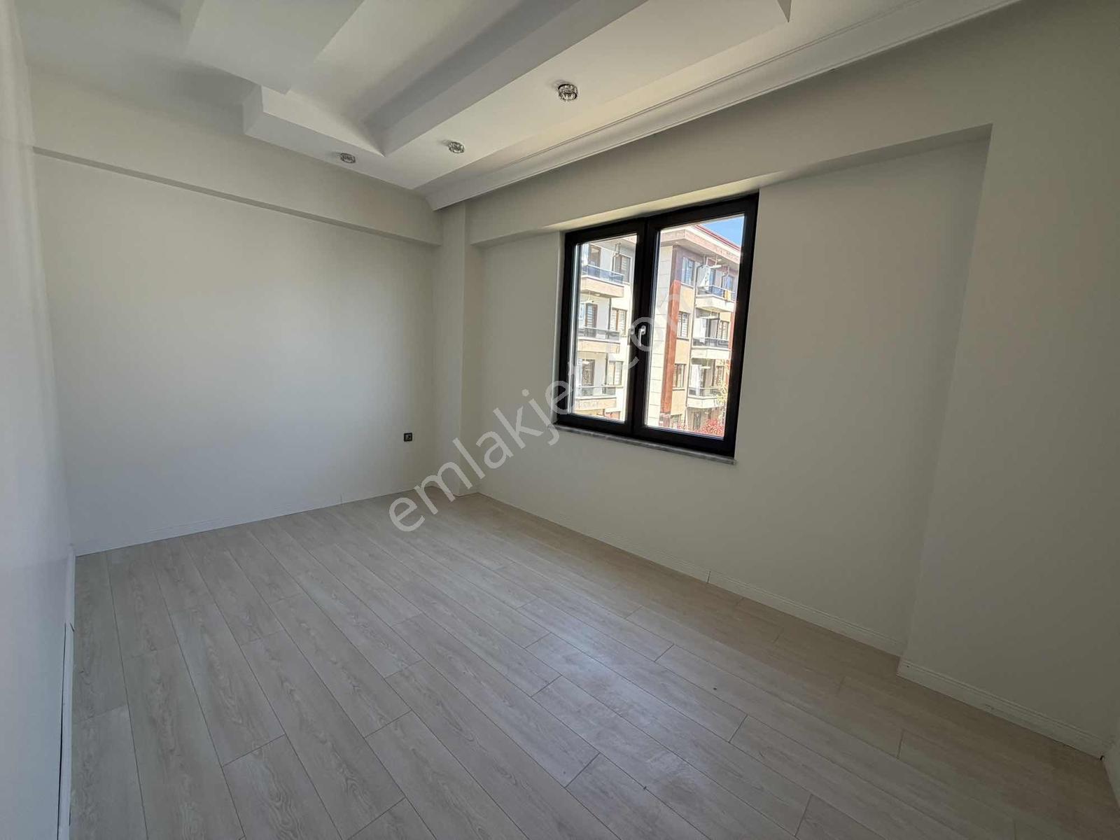 Serdivan Kiralık Daire 5+1 Meşale Evler Site İçi Lüks Daire - Görsel 7