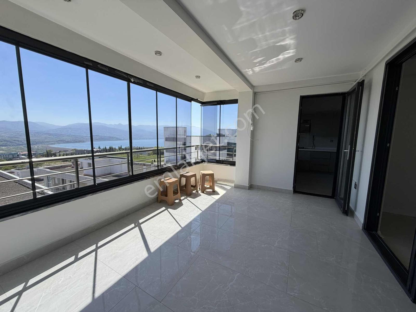 Serdivan Kiralık Daire 5+1 Meşale Evler Site İçi Lüks Daire - Görsel 27