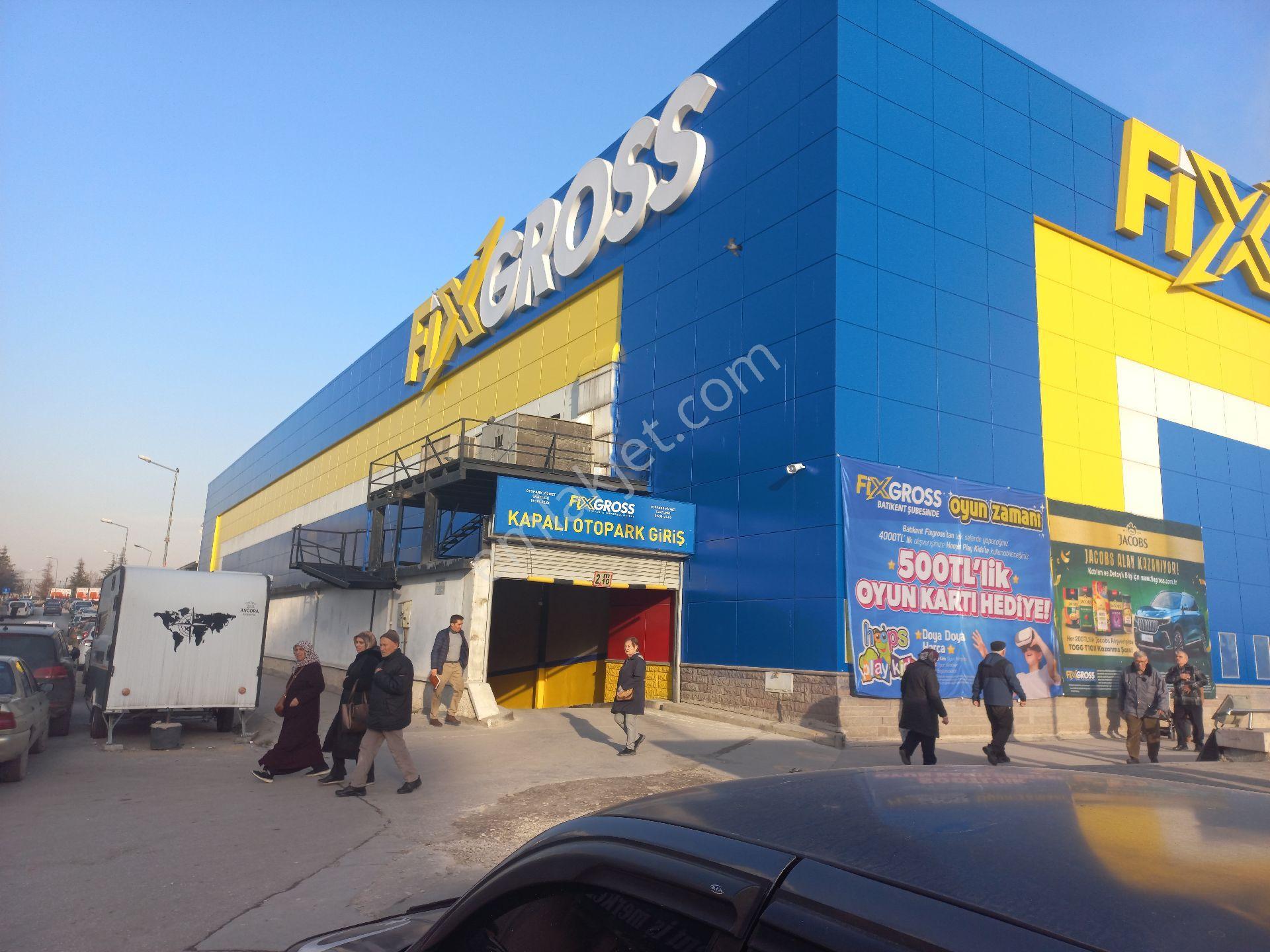 Batıkent Labirent Sitesinde Satılık İş - Görsel 2