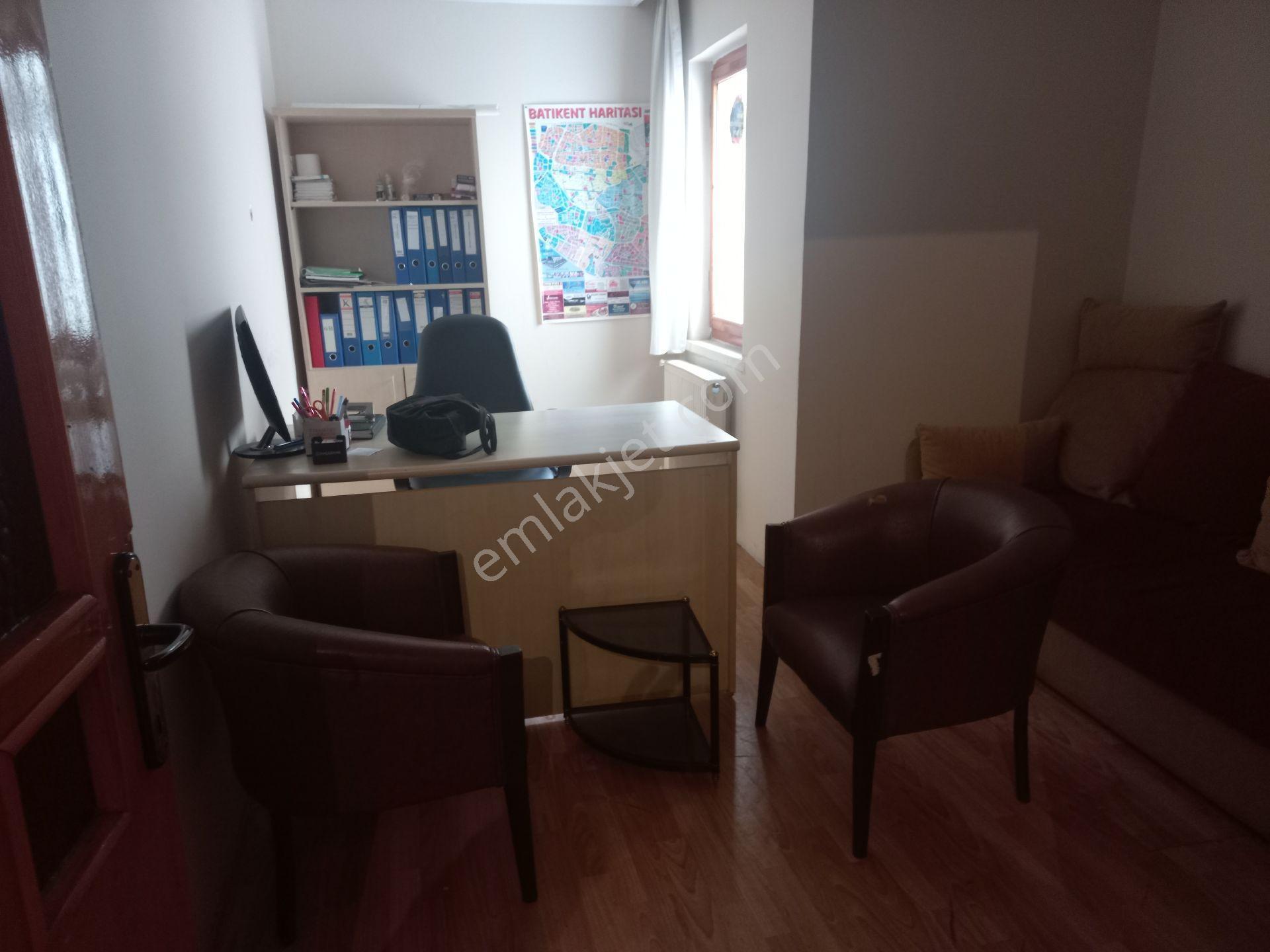 Batıkent Labirent Sitesinde Satılık İş - Görsel 15
