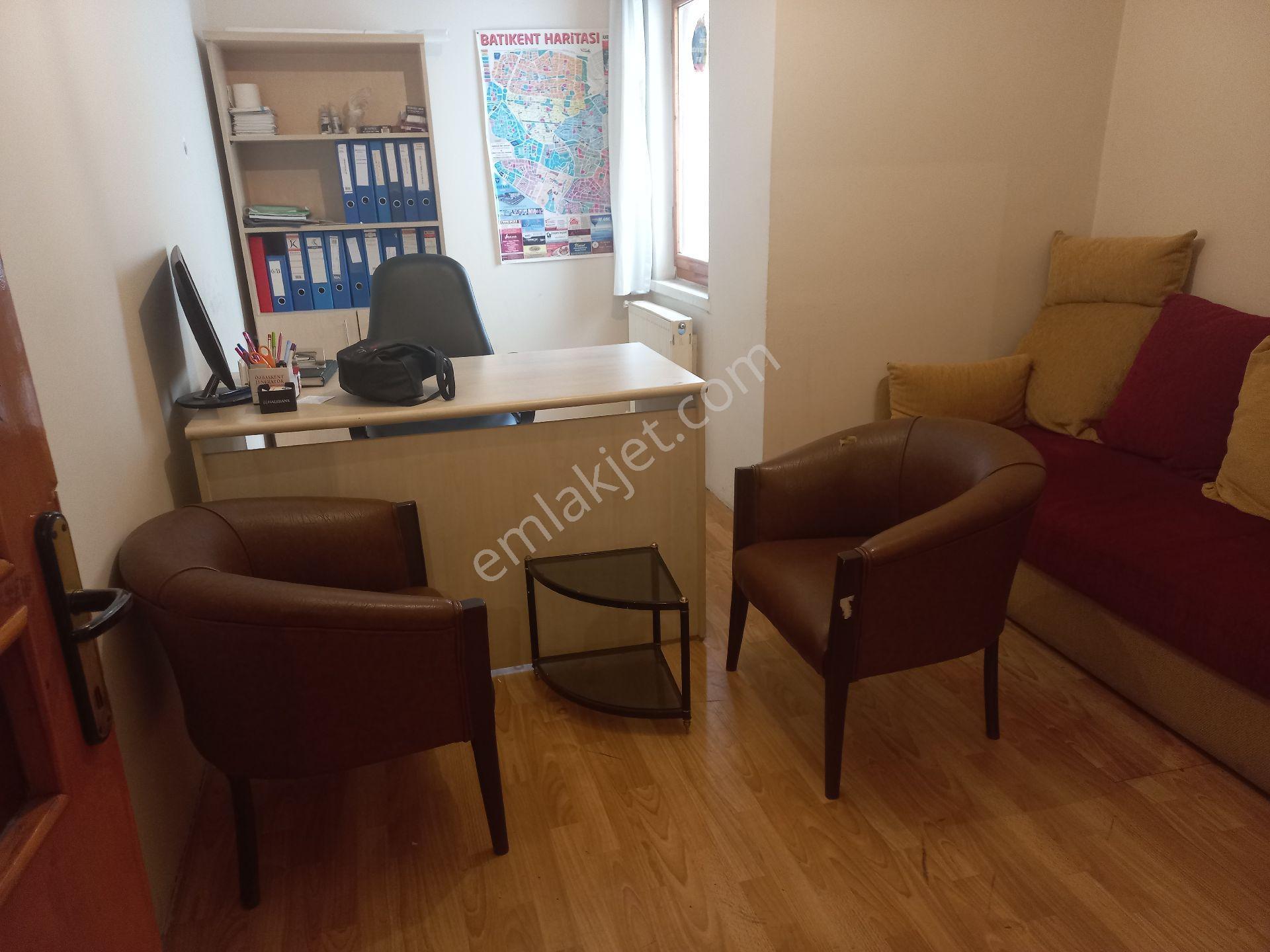 Batıkent Labirent Sitesinde Satılık İş - Görsel 16