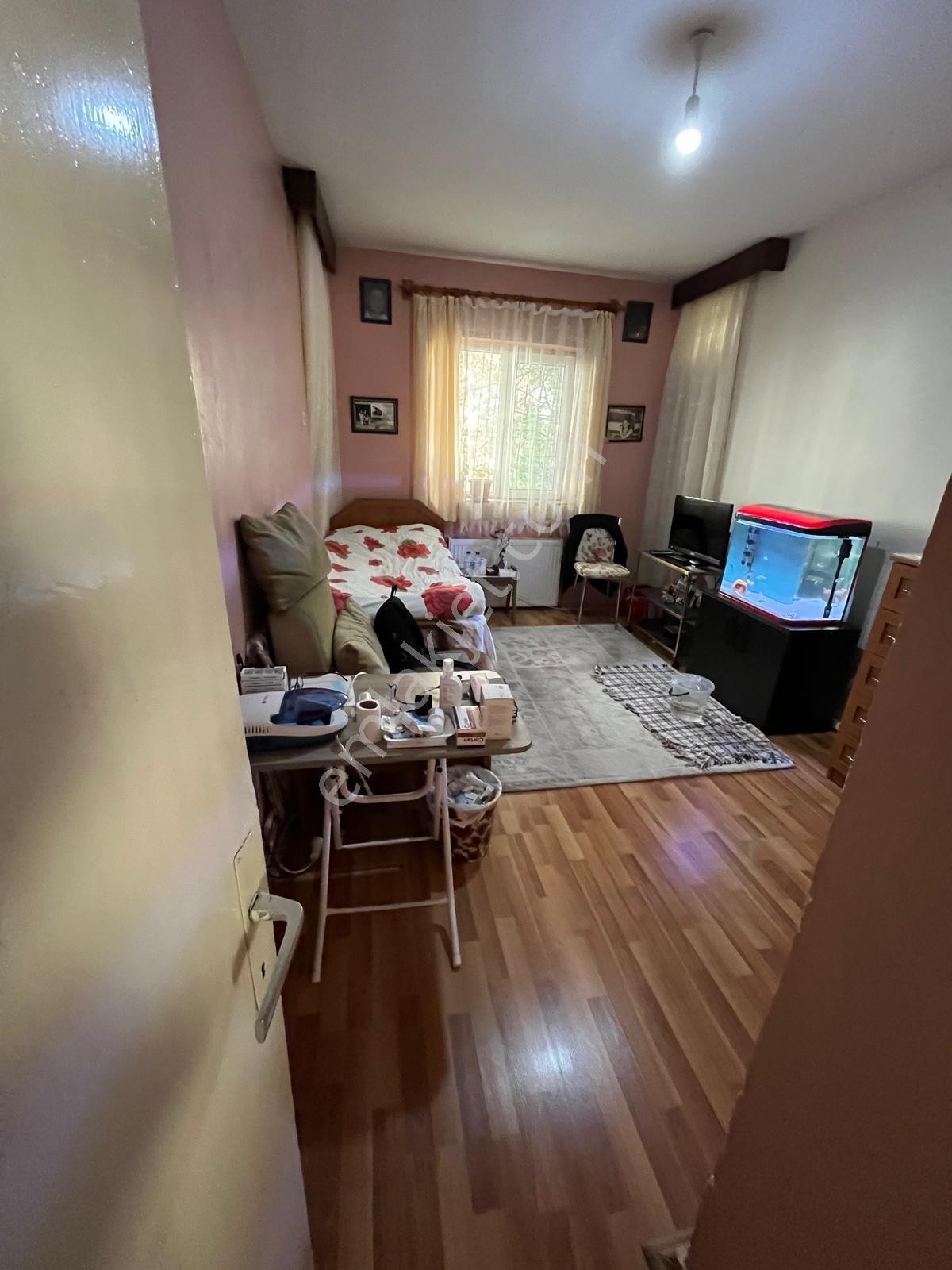 Aydınlıkevler Türkiş Blokları Altınpark Karşısı Yatırımlık - Görsel 3