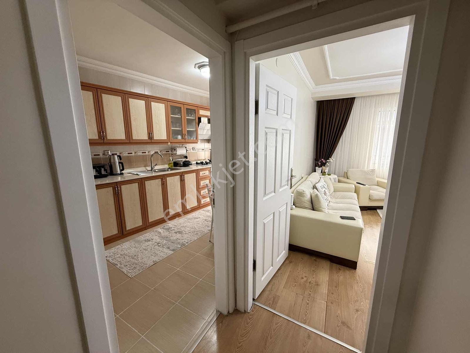 İstanbul Esenler Otogarı Karşısında 2+1 120 M2 Satılık Daire - Görsel 2