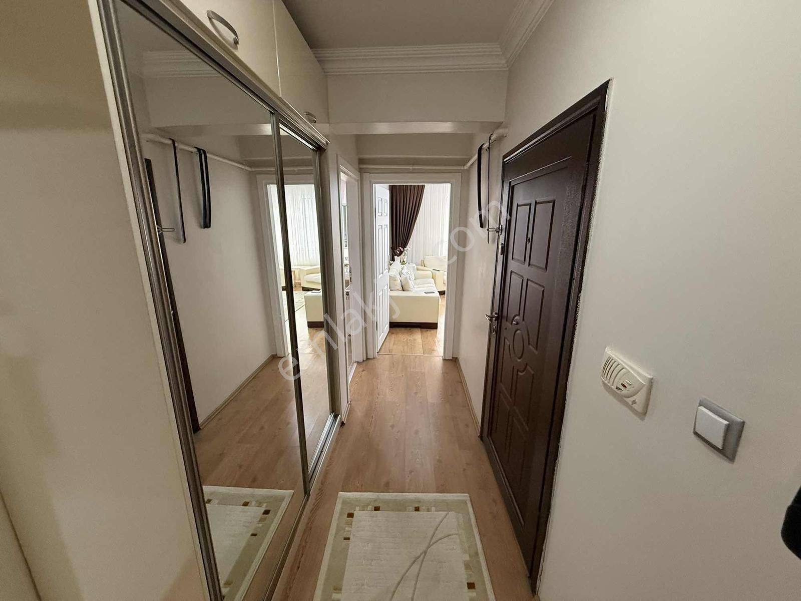 İstanbul Esenler Otogarı Karşısında 2+1 120 M2 Satılık Daire - Görsel 3