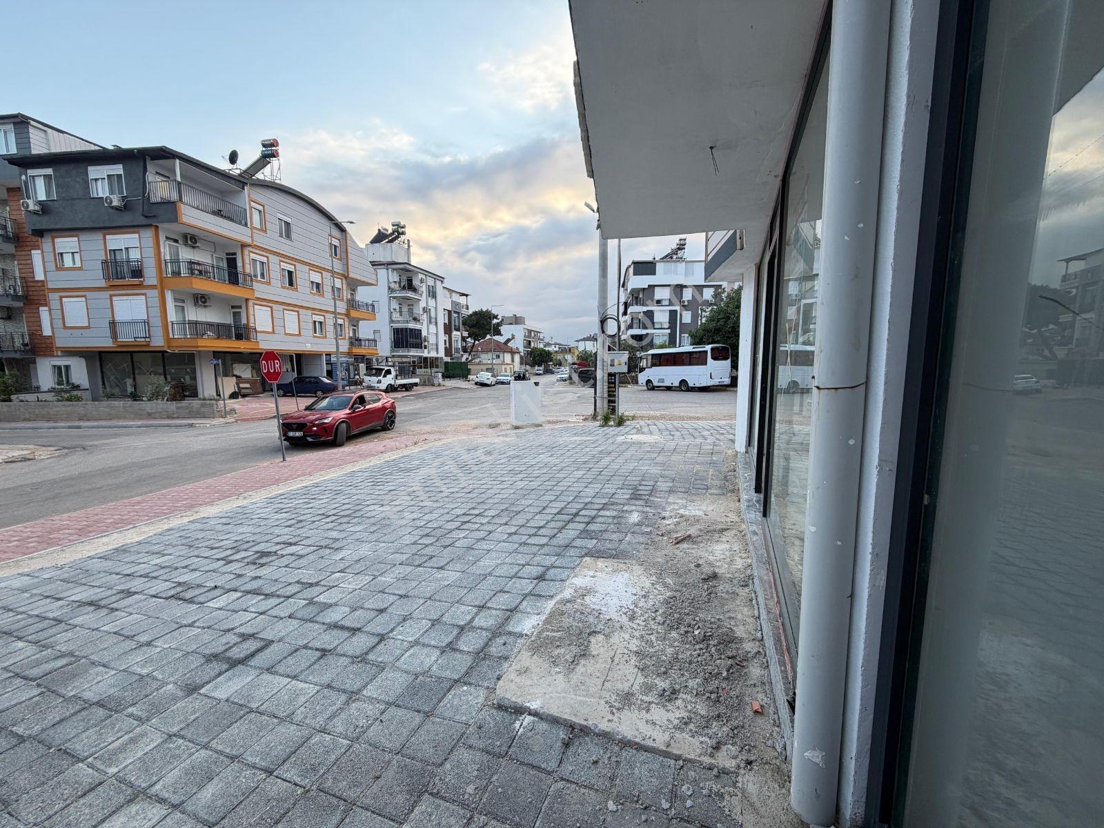 Çamlıbel'de Kiralık Köşebaşı Cephesi Açık 49 M2 Dükkan - Görsel 13