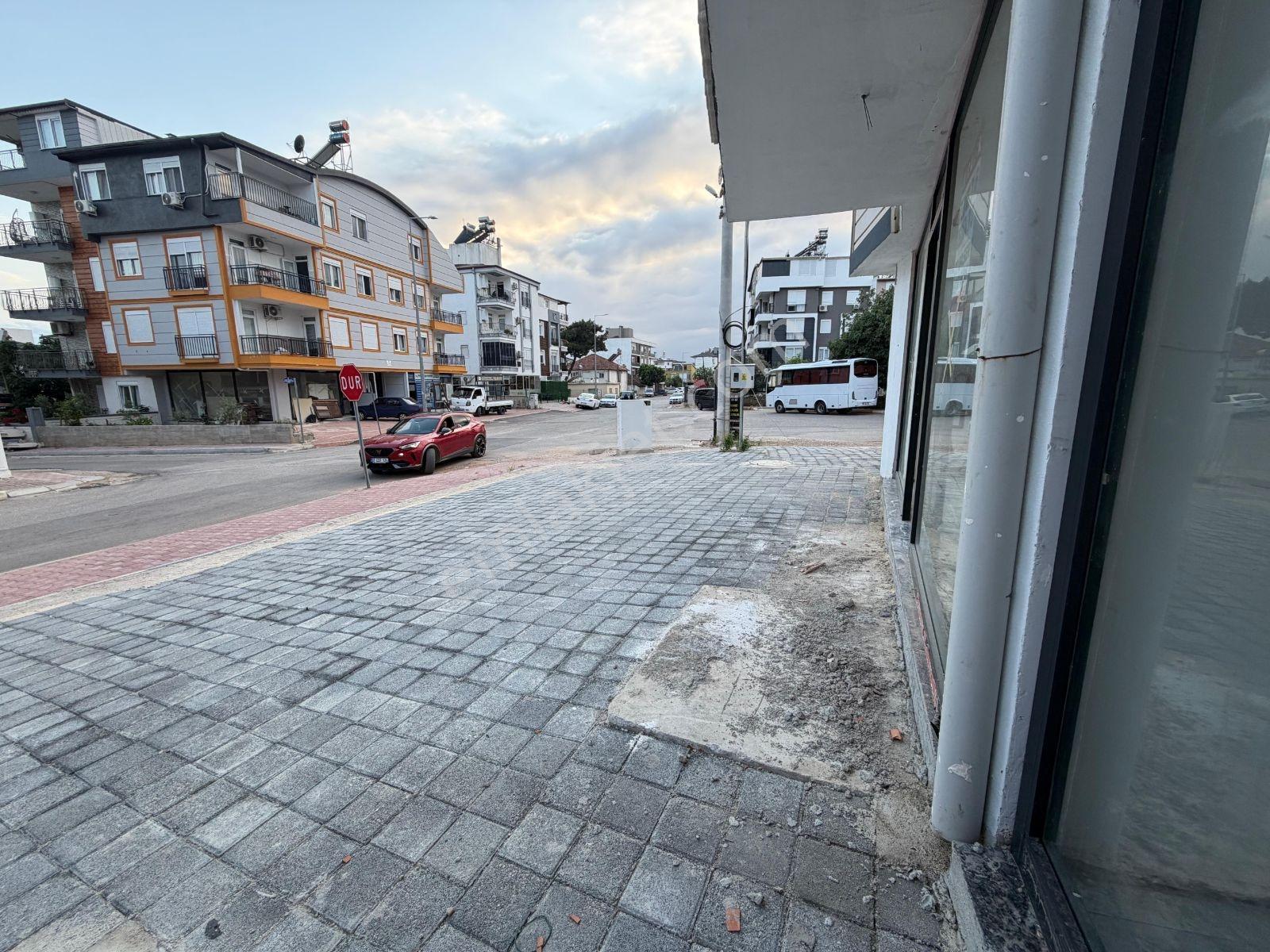 Çamlıbel'de Kiralık Köşebaşı Cephesi Açık 49 M2 Dükkan - Görsel 12