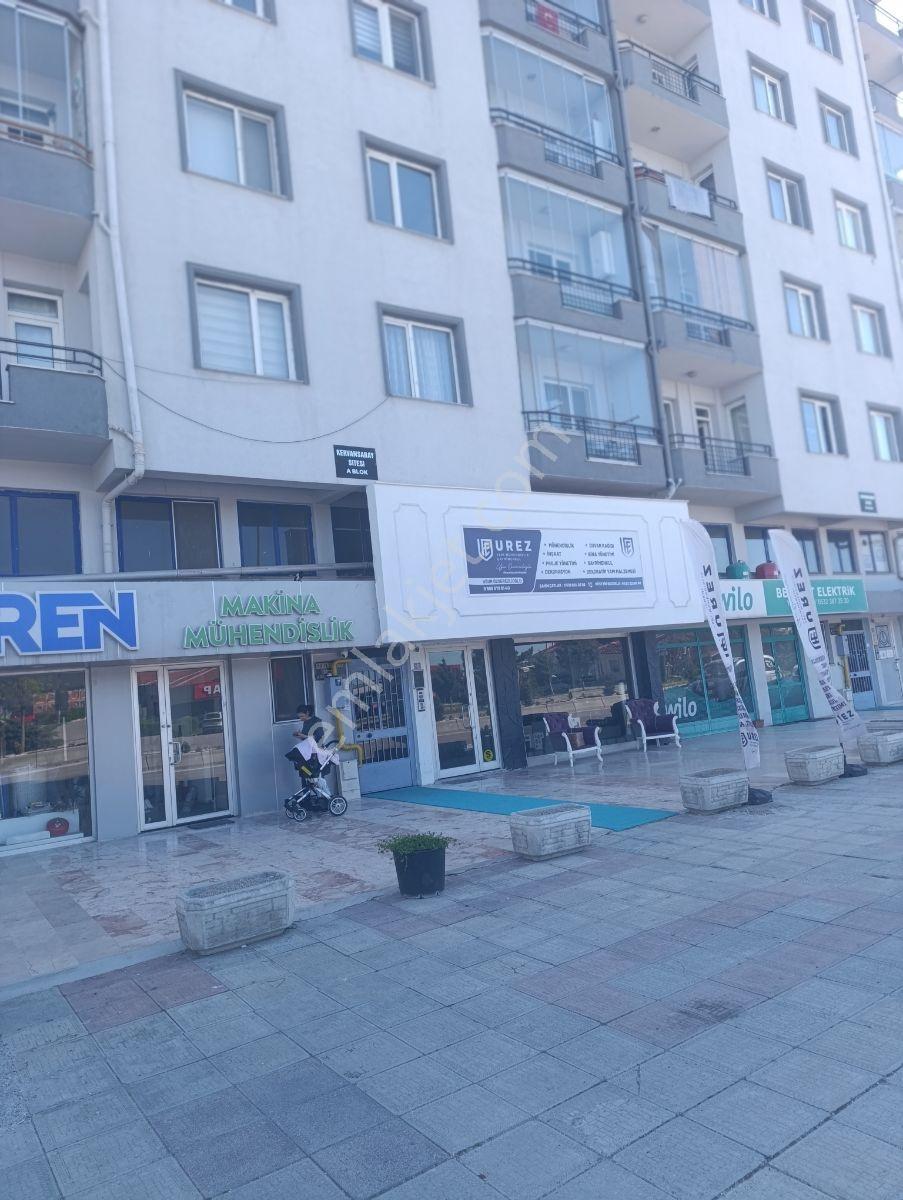 Hattatkarahisar Mahallesinde Ana Cadde Üzeri Fırsat 3+1 Daire