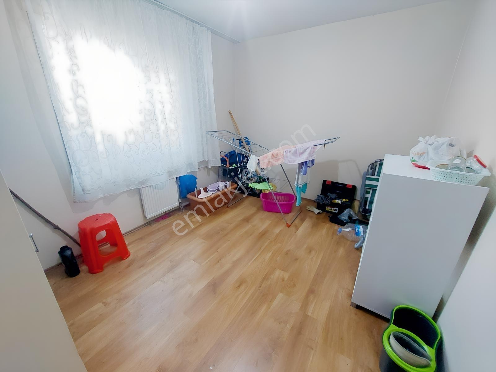 Sakarya Yenikentte Satılık 3+1 Geniş Ve Avantajlı Daire - Görsel 8