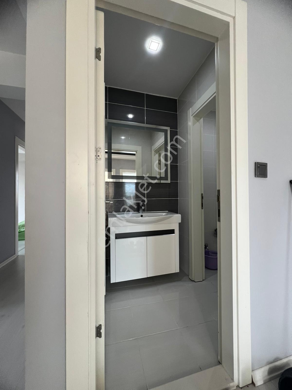 Afyon Uydukent Paşa Cami Karşısı Kiralık 4+1, Lüks Daire - Görsel 17