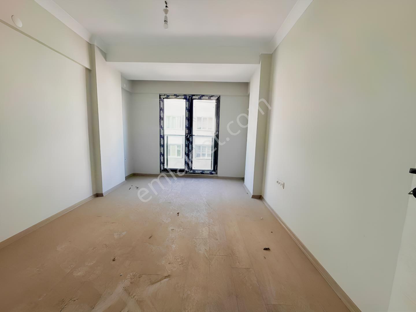 Merzifon Lıse Caddesi İçinde 2+0 Caddeye Cephe Ultra Lüks Daire - Görsel 18