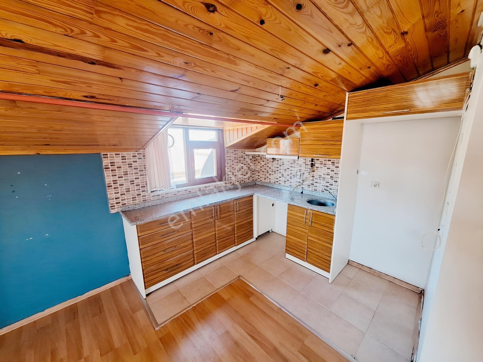 Kayışdağında 1+1 Kiralık Daire - Görsel 6