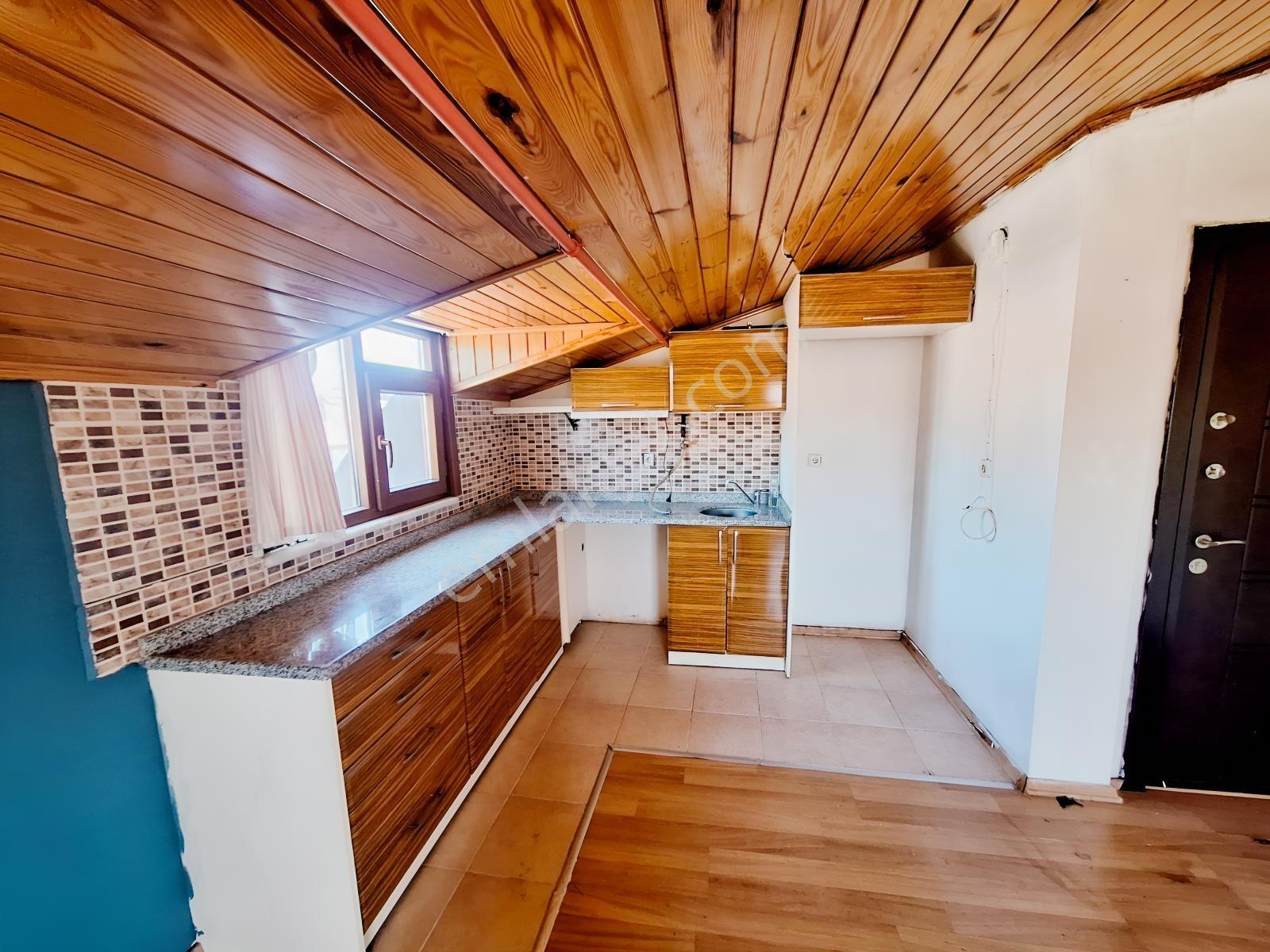 Kayışdağında 1+1 Kiralık Daire - Görsel 12