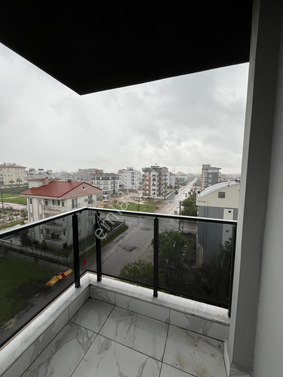 Döşemealtı Yeniköy’de Kiralık 2+1 Daire - Görsel 3