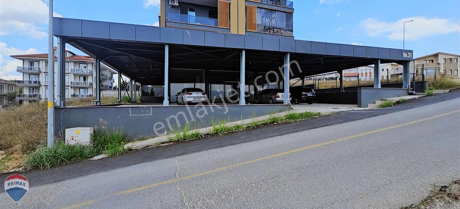 Serdivan Ana Caddeye Yakın 700m² Prestijli İşyeri Kaçmaz Fırsat - Görsel 3