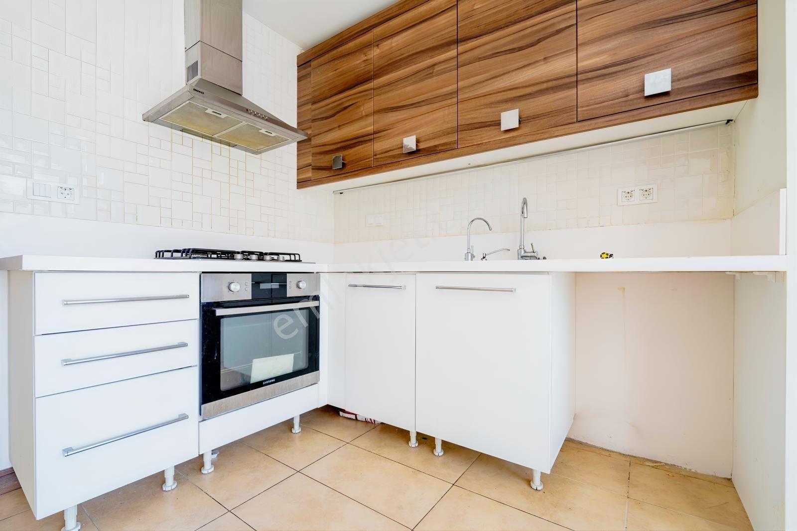 Kuşadası Ege Mh. Arakat Havuzlu Site İçi 3+1 Satılık Daire - Görsel 10