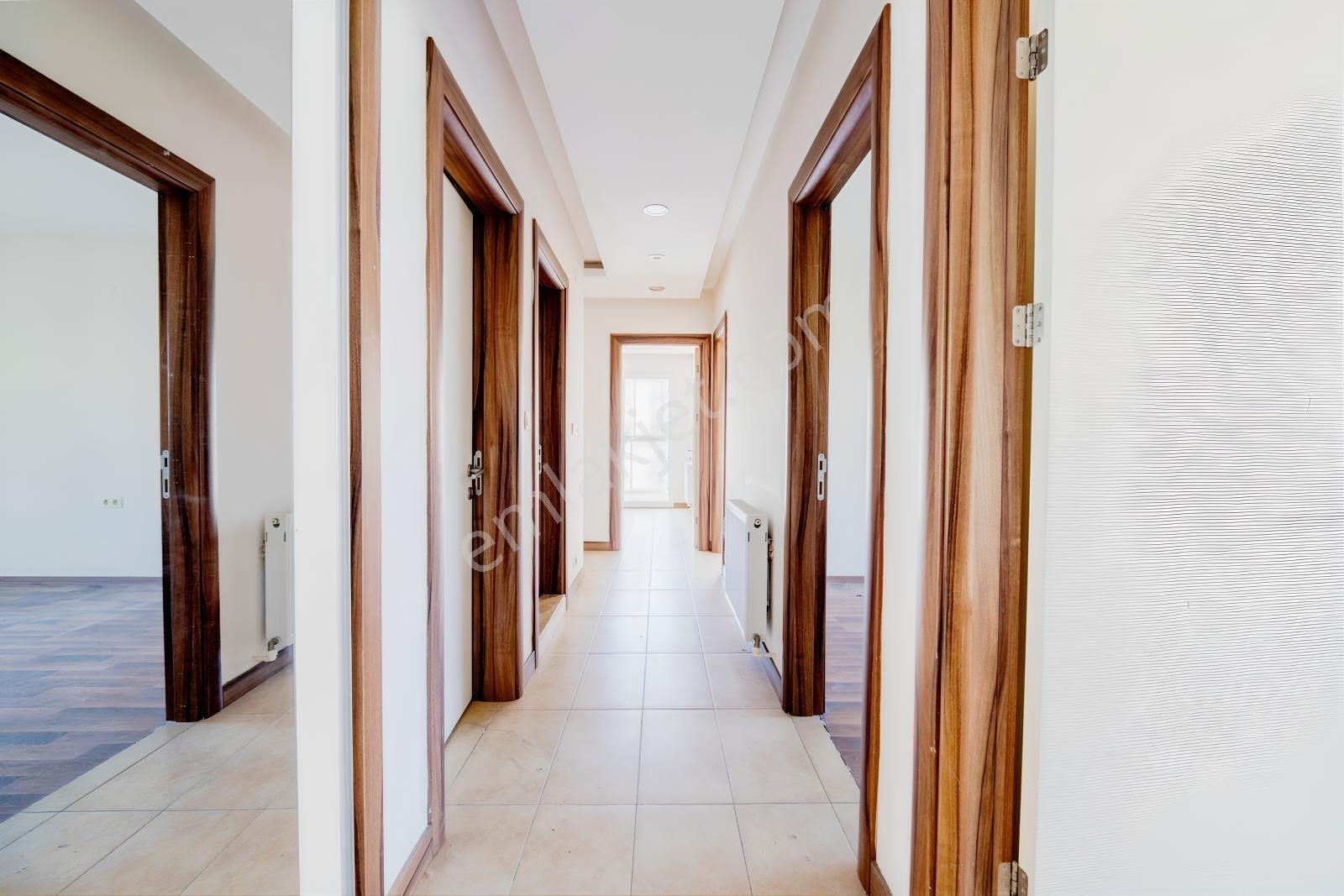 Kuşadası Ege Mh. Arakat Havuzlu Site İçi 3+1 Satılık Daire - Görsel 7