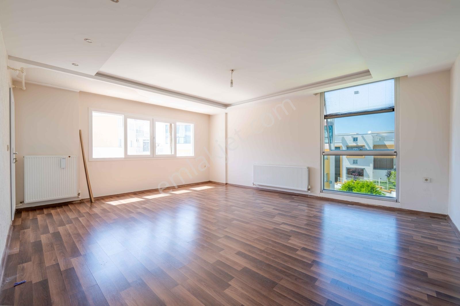 Kuşadası Ege Mh. Arakat Havuzlu Site İçi 3+1 Satılık Daire - Görsel 8