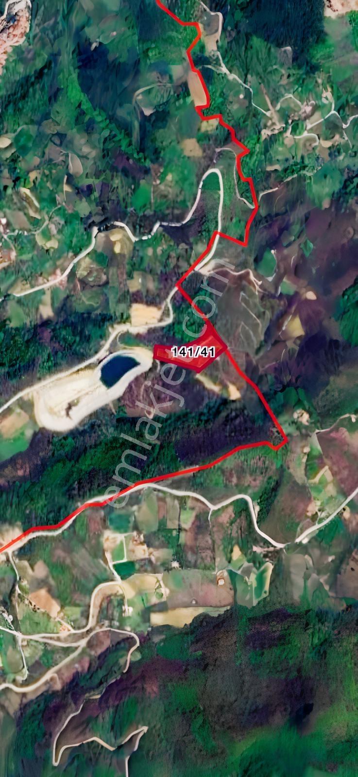 Müstakil Tek Tapulu Panoramik Deniz Manzaralı 14.370.87 M2 Arazi