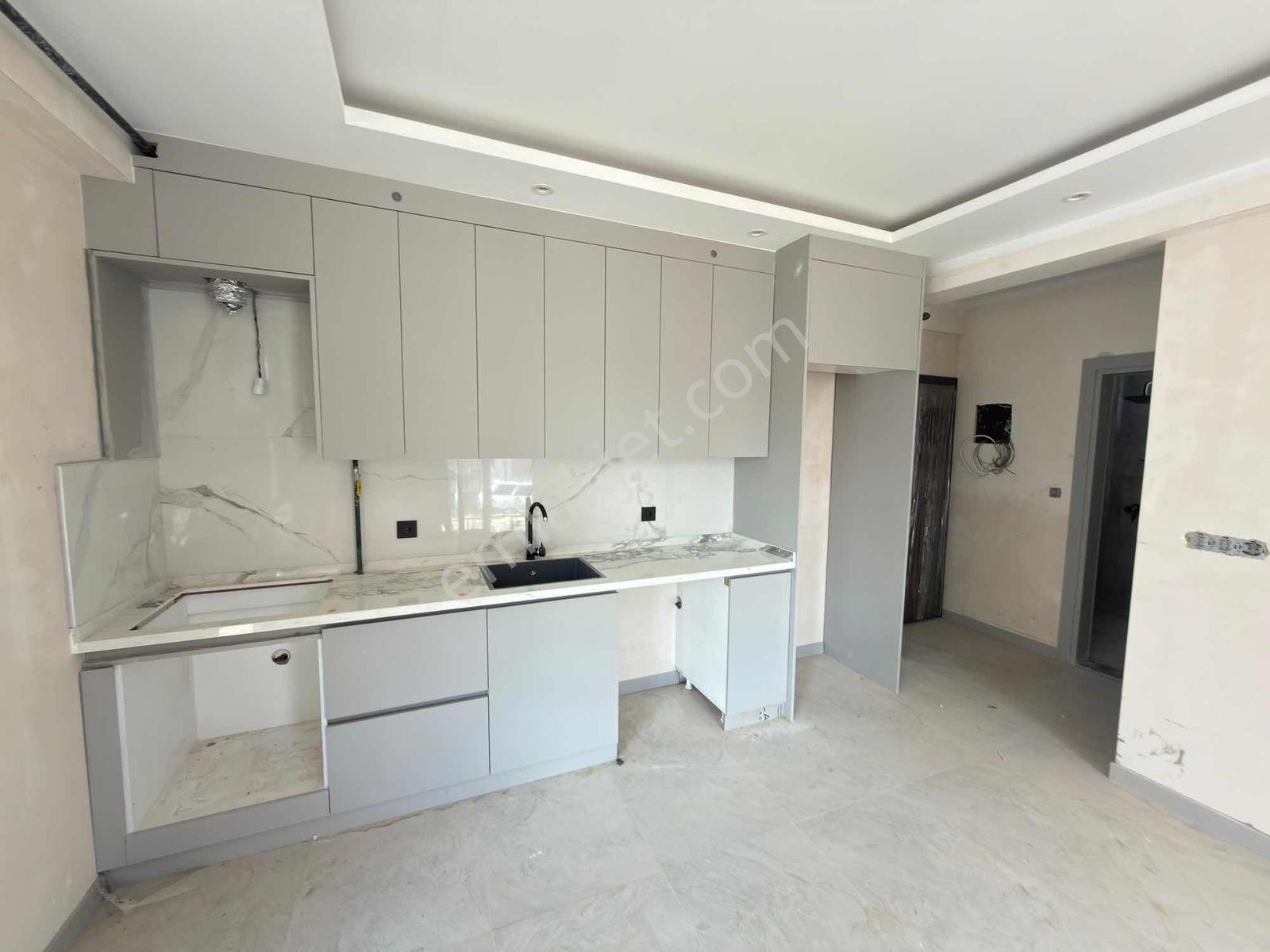 Denizli Adalet Mahallesin De 55 M2 1+1 Fırsat Satılık Daire