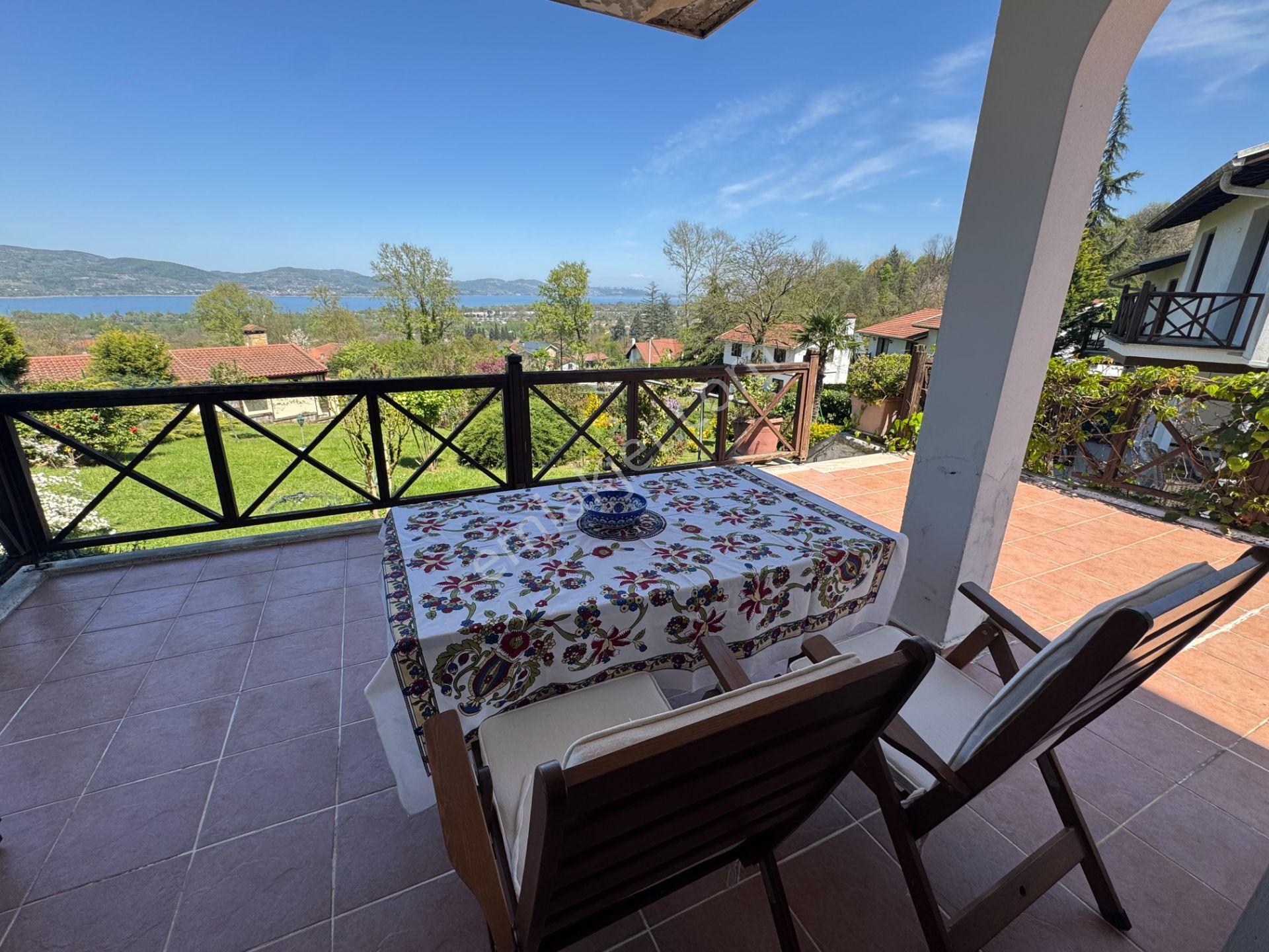 Sapanca Yanık’ta Site İçinde Göl Manzaralı Villa, - Görsel 10