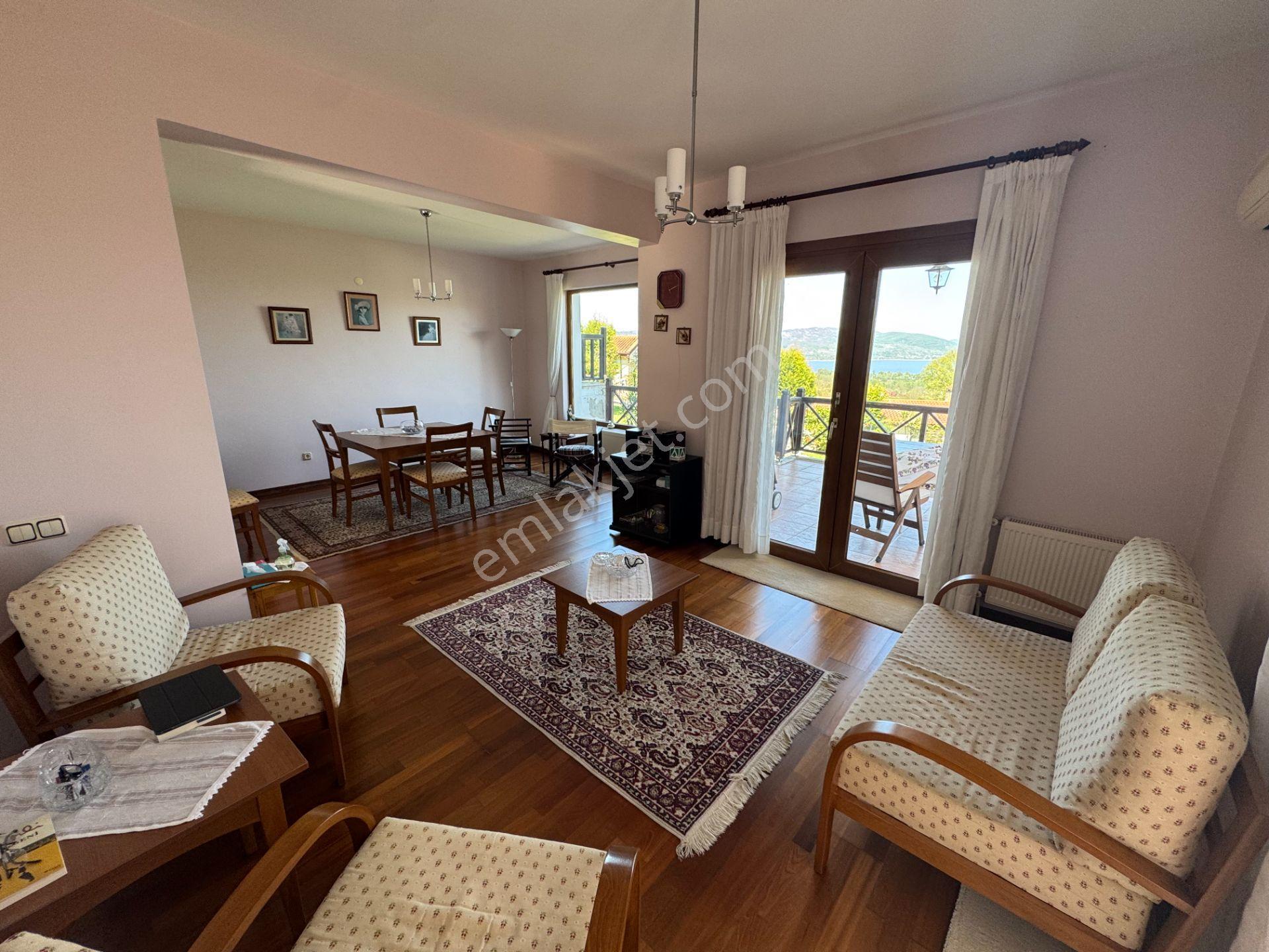 Sapanca Yanık’ta Site İçinde Göl Manzaralı Villa, - Görsel 19
