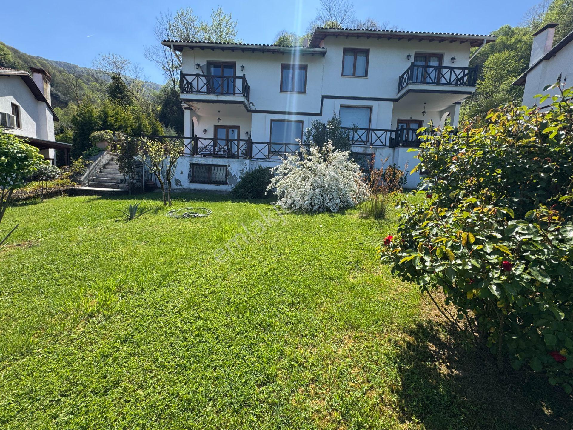 Sapanca Yanık’ta Site İçinde Göl Manzaralı Villa, - Görsel 15