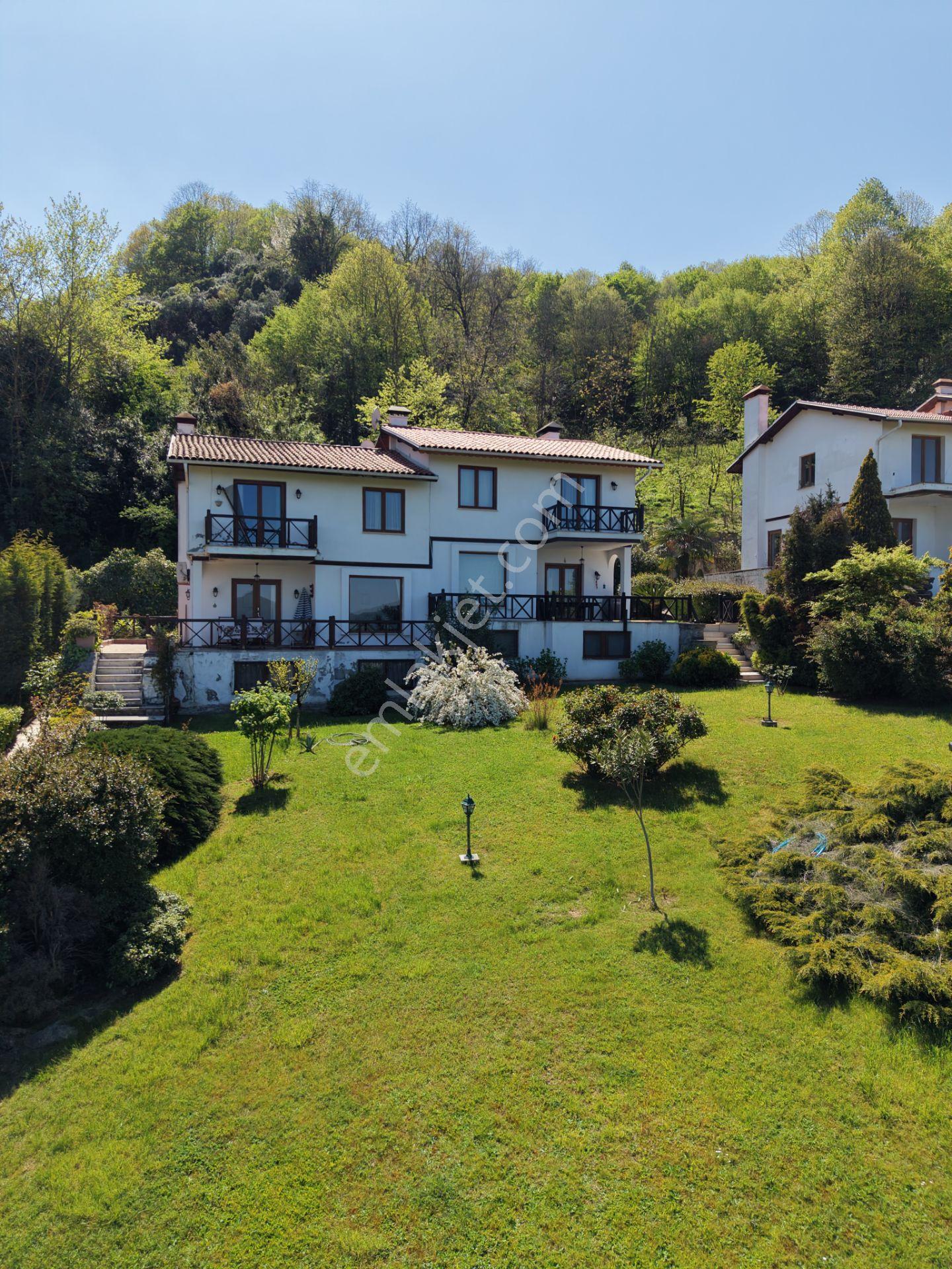 Sapanca Yanık’ta Site İçinde Göl Manzaralı Villa, - Görsel 3