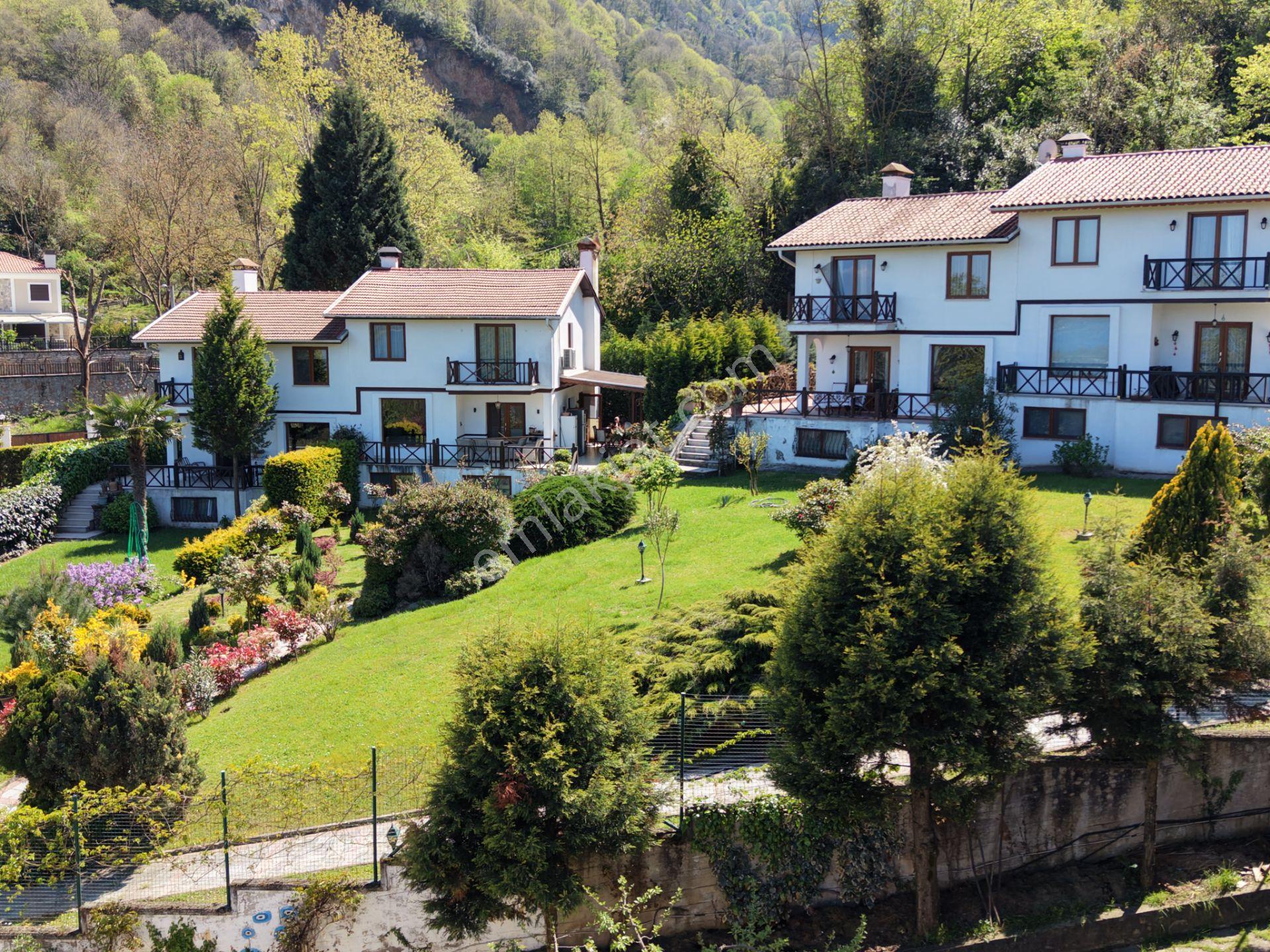 Sapanca Yanık’ta Site İçinde Göl Manzaralı Villa, - Görsel 9