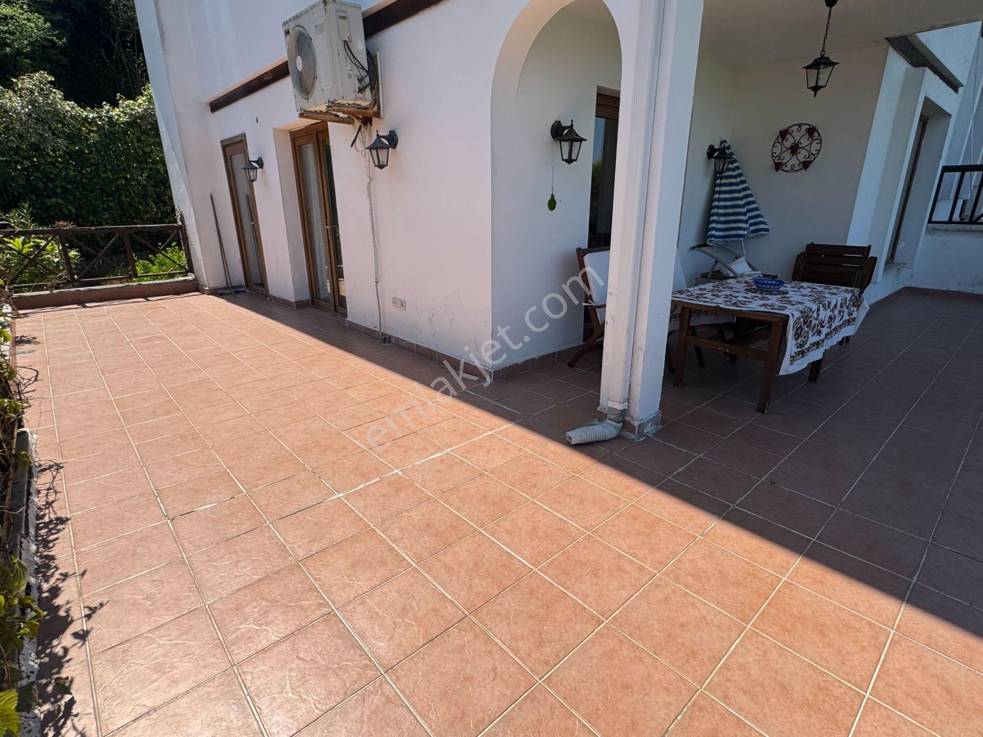 Sapanca Yanık’ta Site İçinde Göl Manzaralı Villa, - Görsel 11