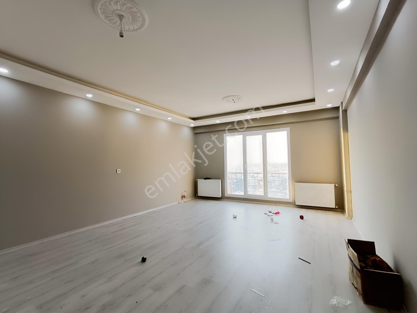 Geniş Ferah Ve Huzur Dairesi Kiralık 3+1 Daire - Görsel 3