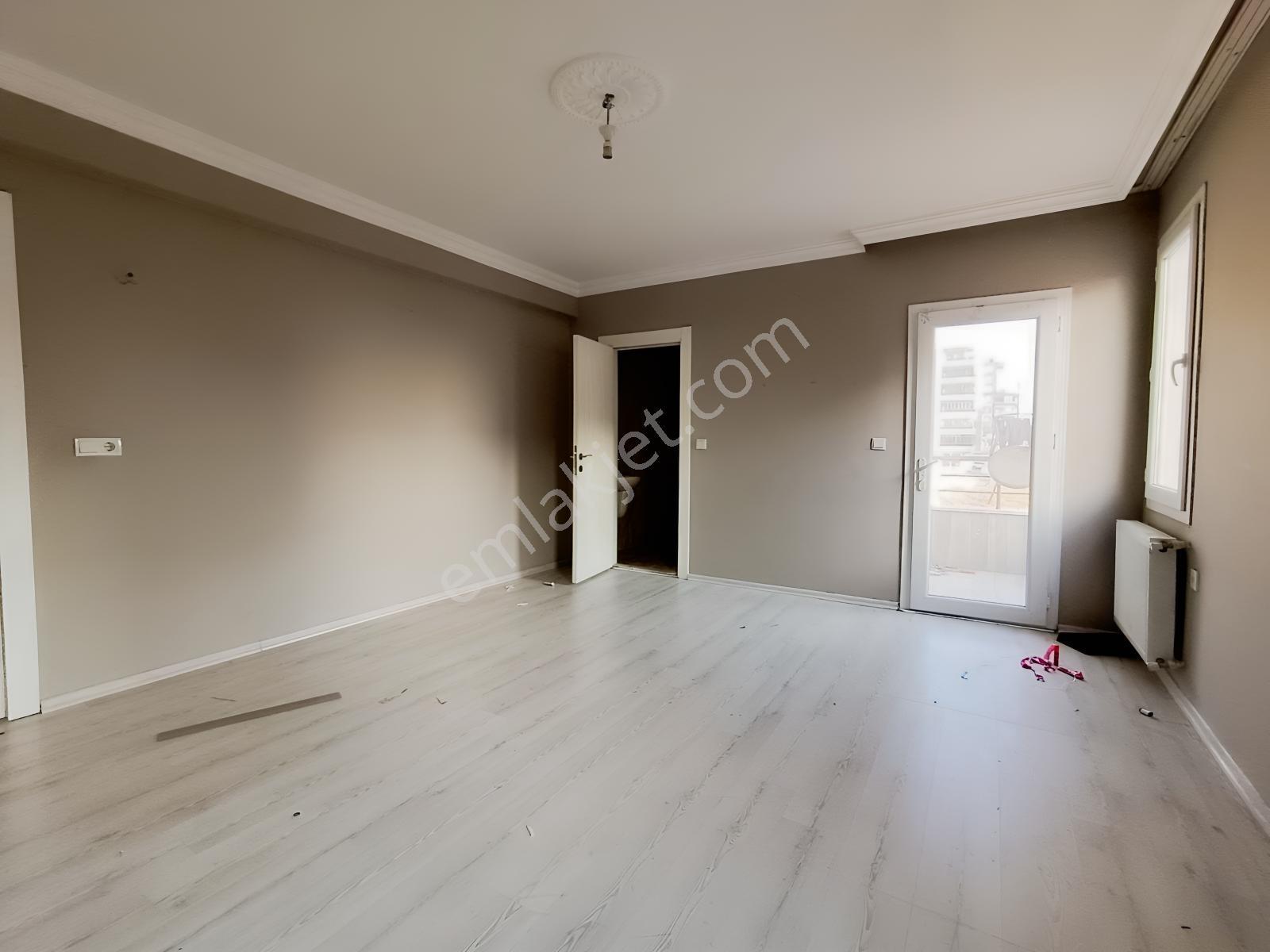 Geniş Ferah Ve Huzur Dairesi Kiralık 3+1 Daire - Görsel 15