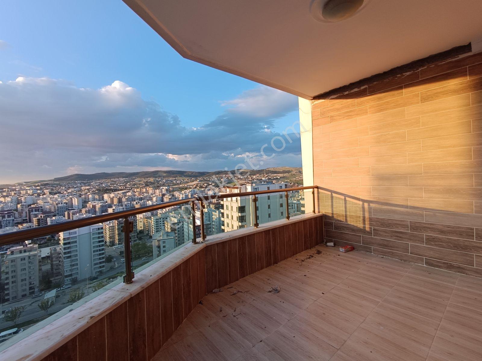 Geniş Ferah Ve Huzur Dairesi Kiralık 3+1 Daire - Görsel 24