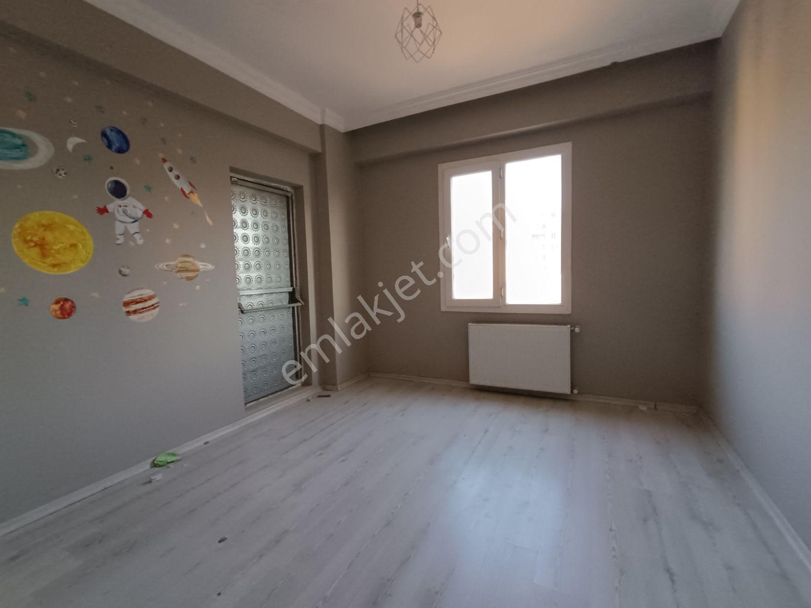 Geniş Ferah Ve Huzur Dairesi Kiralık 3+1 Daire - Görsel 21