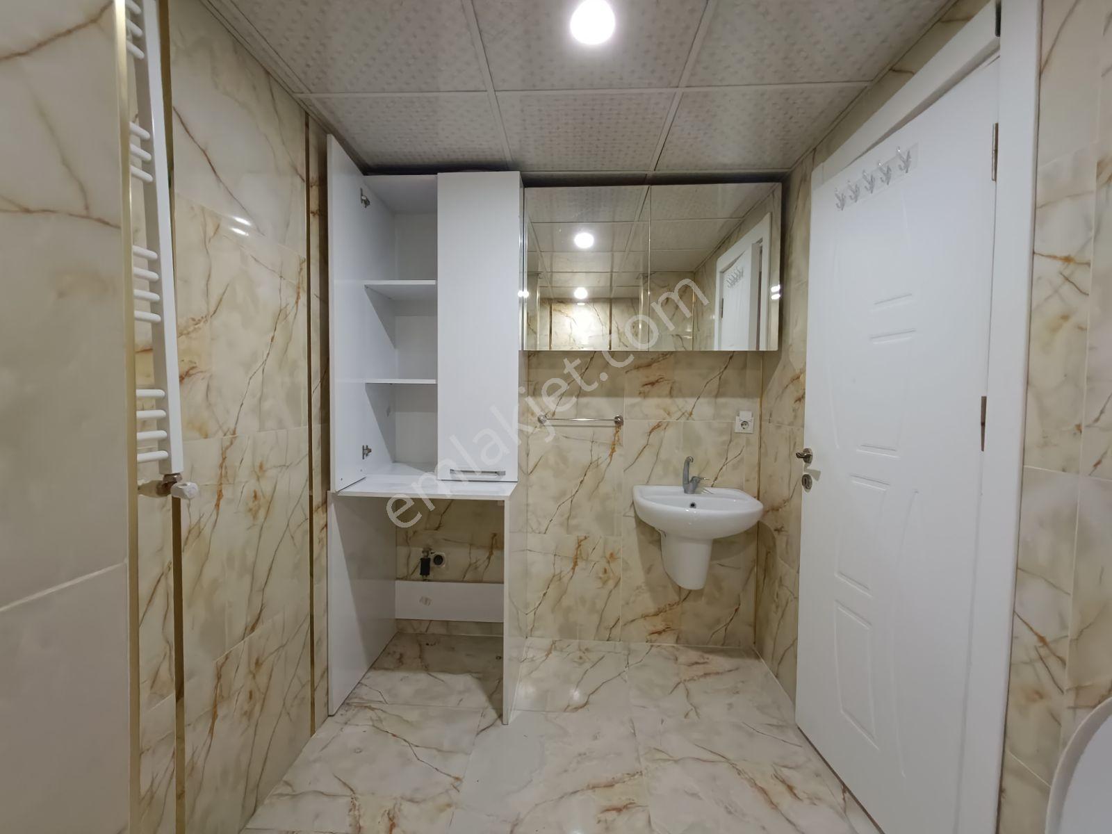 Geniş Ferah Ve Huzur Dairesi Kiralık 3+1 Daire - Görsel 16