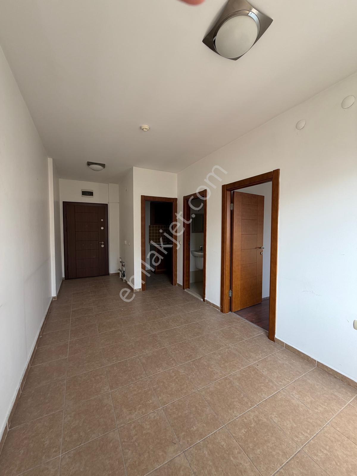 Adliye Karşısı Petkon İş Merkezinde Kiralık Ofis 1+1 - Görsel 7