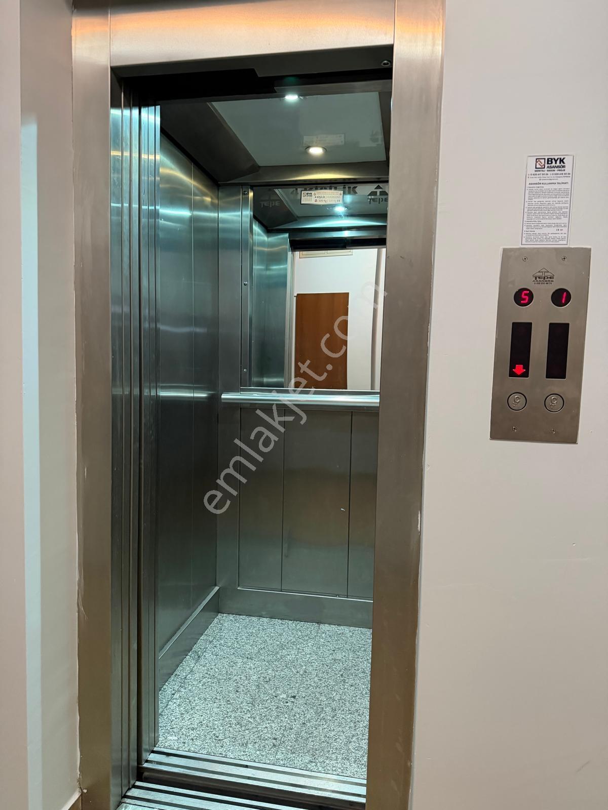 Adliye Karşısı Petkon İş Merkezinde Kiralık Ofis 1+1 - Görsel 13