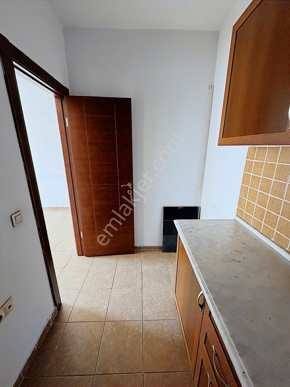 Adliye Karşısı Petkon İş Merkezinde Kiralık Ofis 1+1 - Görsel 11