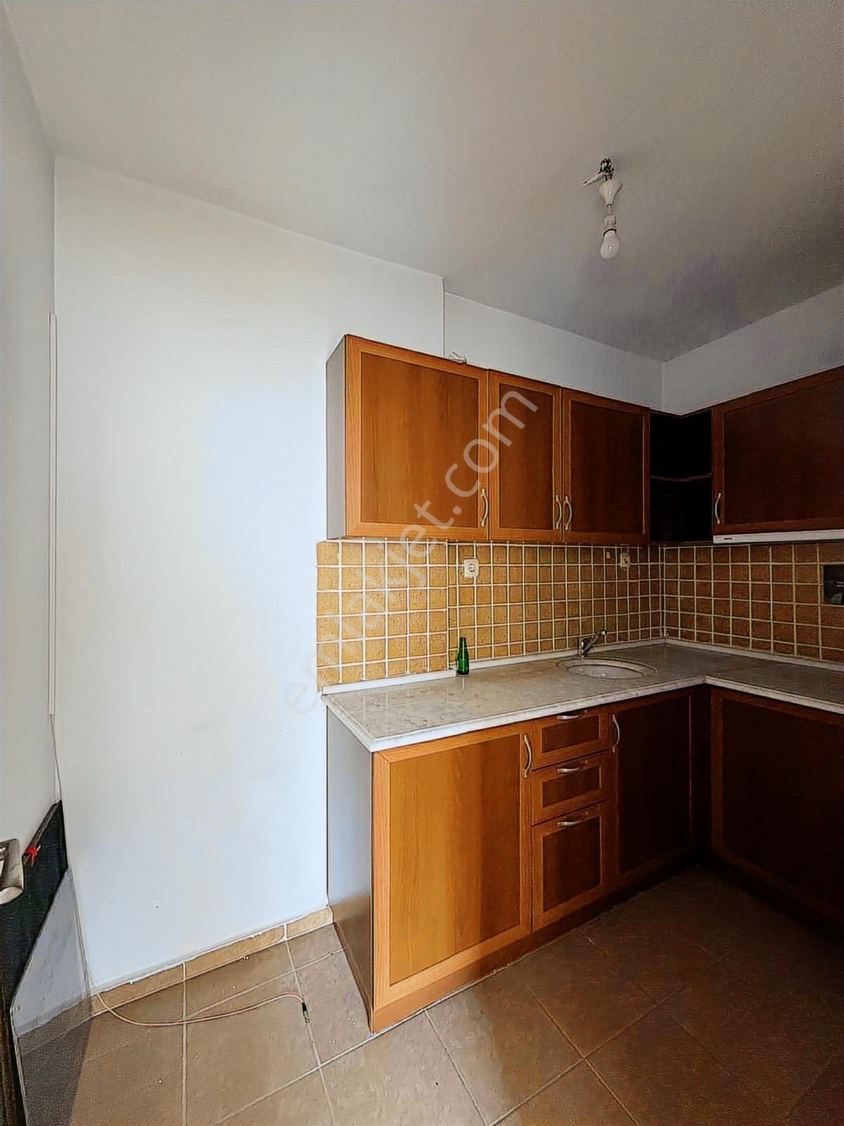 Adliye Karşısı Petkon İş Merkezinde Kiralık Ofis 1+1 - Görsel 10