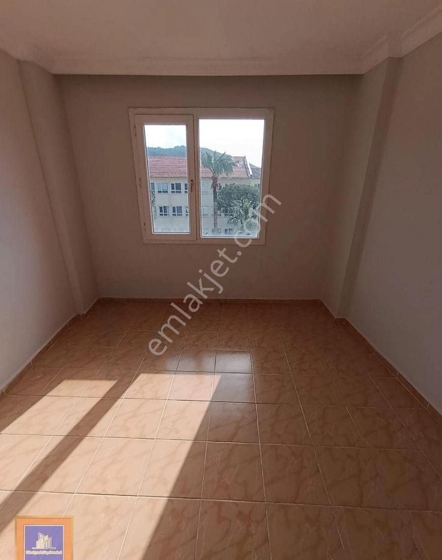 Deniz Manzaralı, Sahile Yakın 2+1 Satılık Daire - Görsel 8