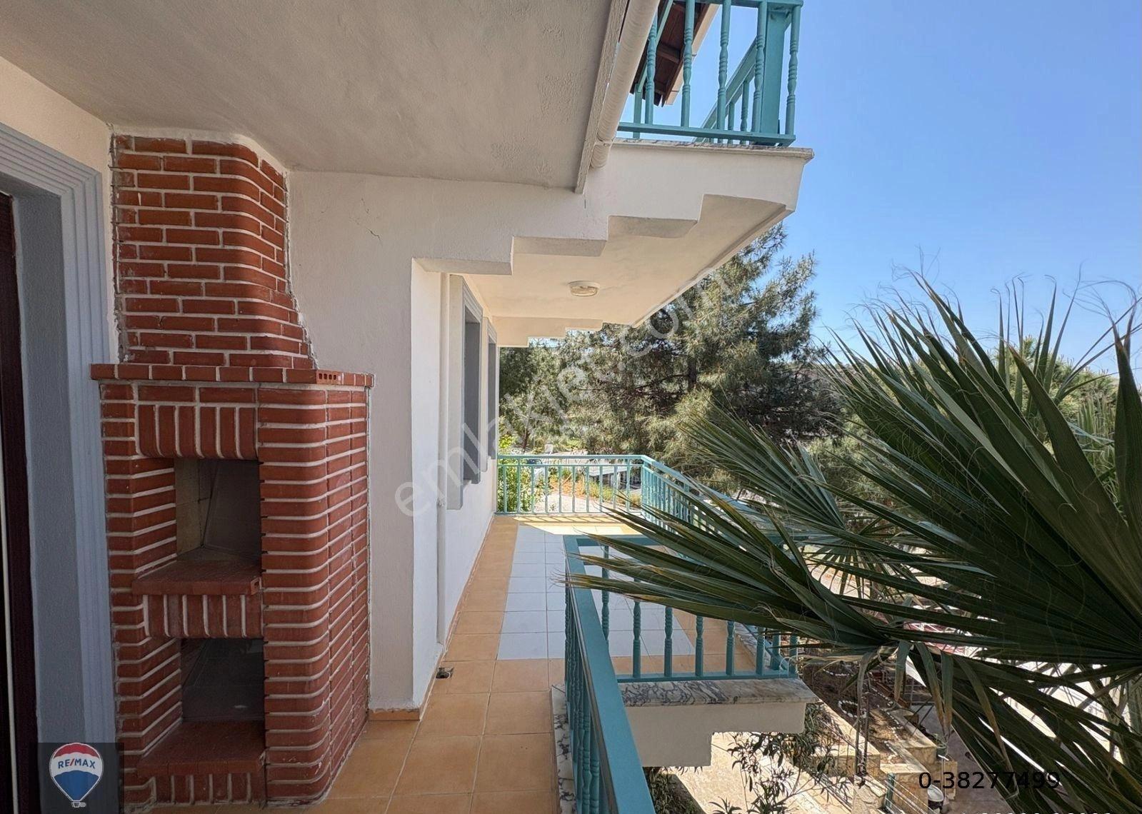 Kuşadası'nda Denize Yürüme Mesafesinde Satılık 4+1 Villa - Görsel 10
