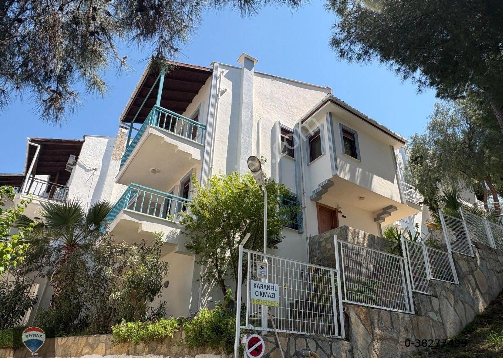 Kuşadası'nda Denize Yürüme Mesafesinde Satılık 4+1 Villa - Görsel 24