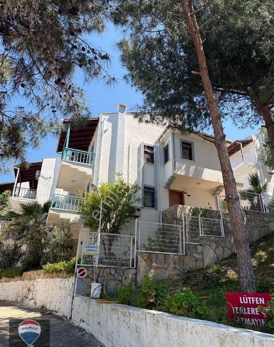 Kuşadası'nda Denize Yürüme Mesafesinde Satılık 4+1 Villa - Görsel 16