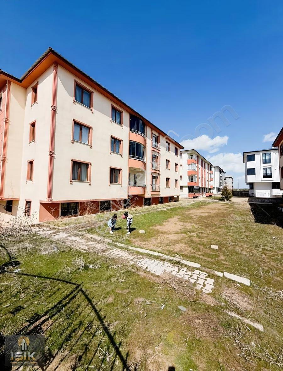 Işık Gayrimenkul'den Dadaşkent'te Satılık 3+1 Daire - Görsel 3