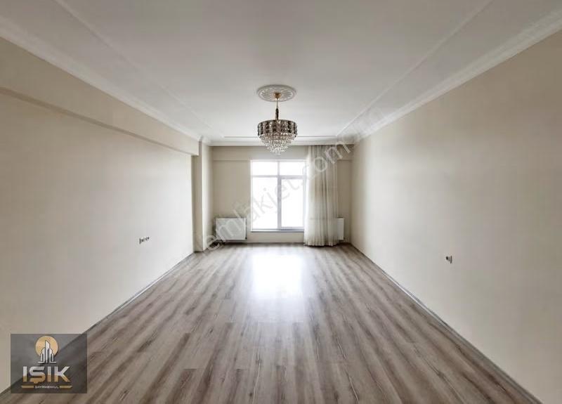 Işık Gayrimenkul'den Hilalkent'de Satılık 3+1 Daire - Görsel 20