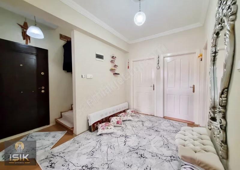 Işık Gayrimenkul' Den Yunusemre' De Satılık 3+1 Dubleks Daire - Görsel 6