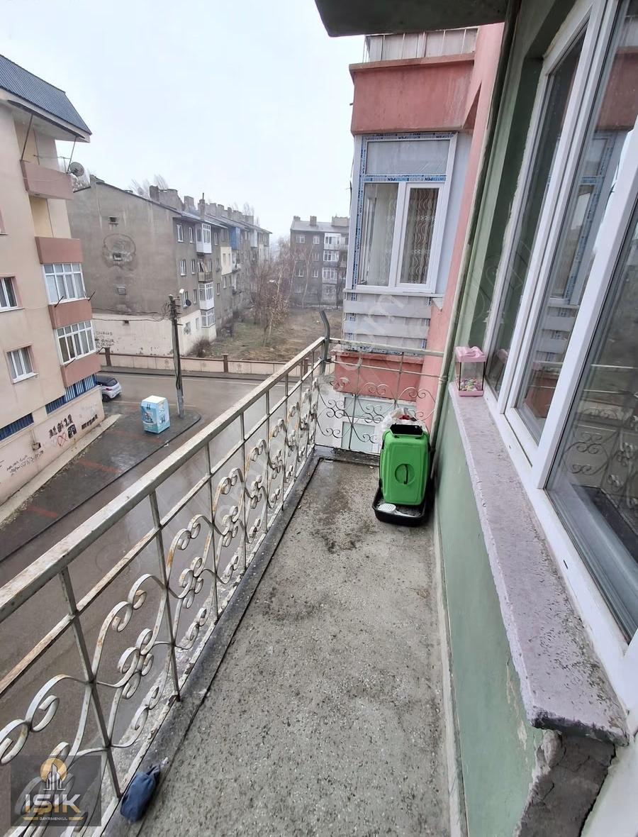 Işık Gayrimenkul'den Köşk Mahallesin'de 2+1 Kiralık Daire - Görsel 13