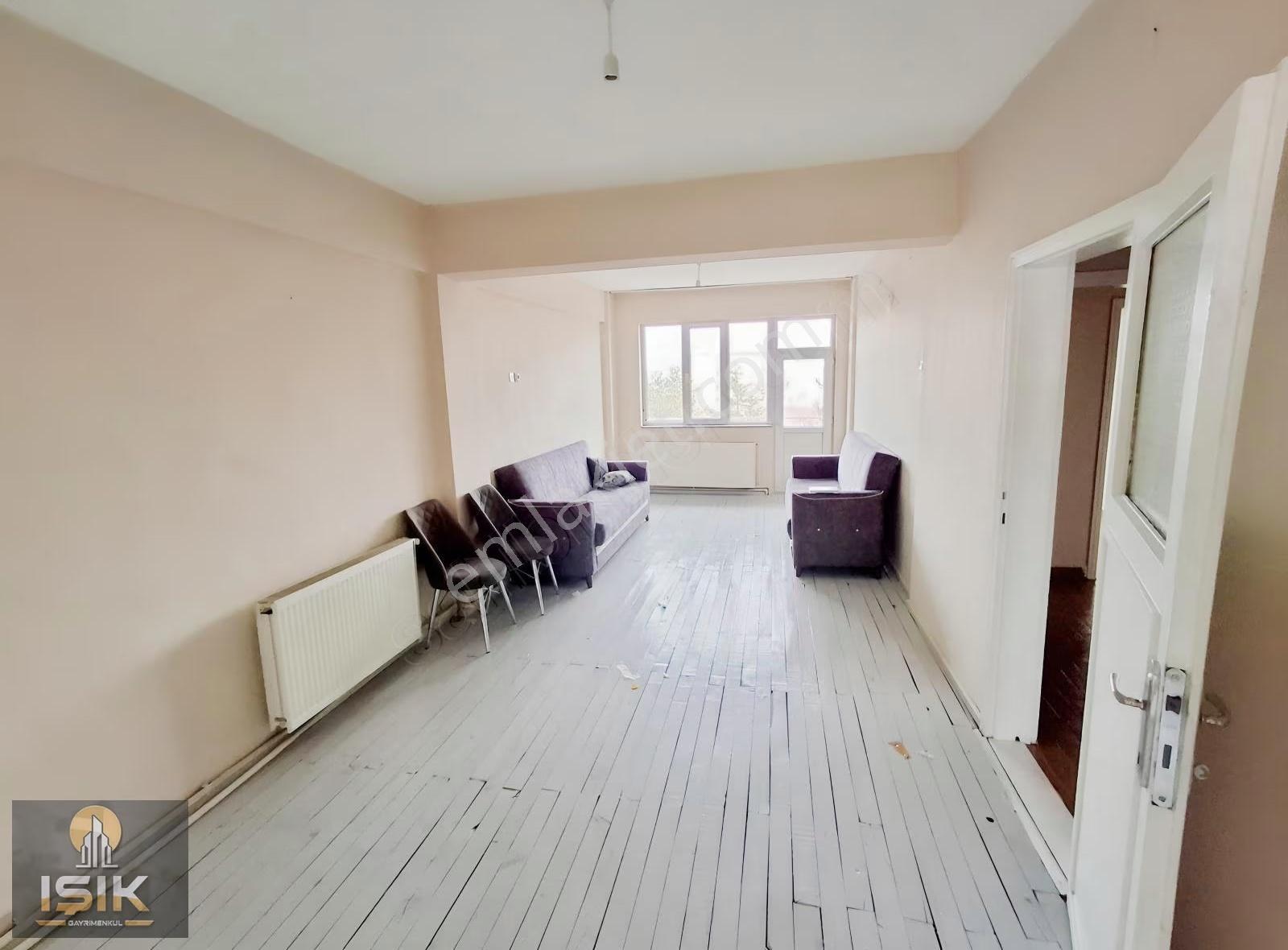 Işık Gayrimenkul'den Köşk Mahallesin'de 2+1 Kiralık Daire - Görsel 15