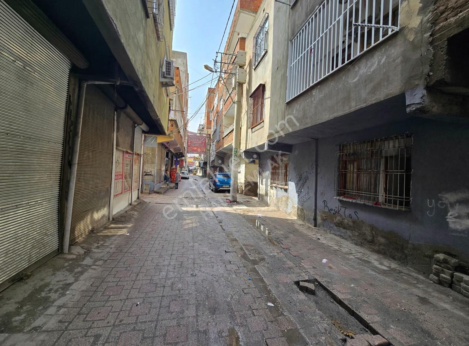 Bağlar Kaynar Tepe'de Satılık 2+2 Müstakil Ev, 110m² - Görsel 18