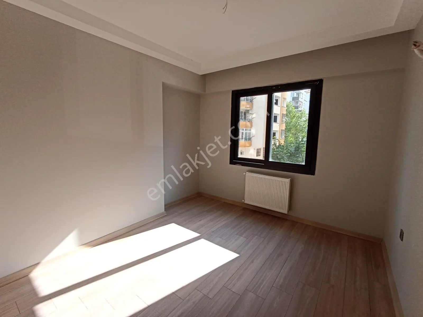 Mükemmel Lokasyonda Sosyal Yaşam Alanlı Sitede 4+1 Sıfır Lüks Daire - Görsel 3